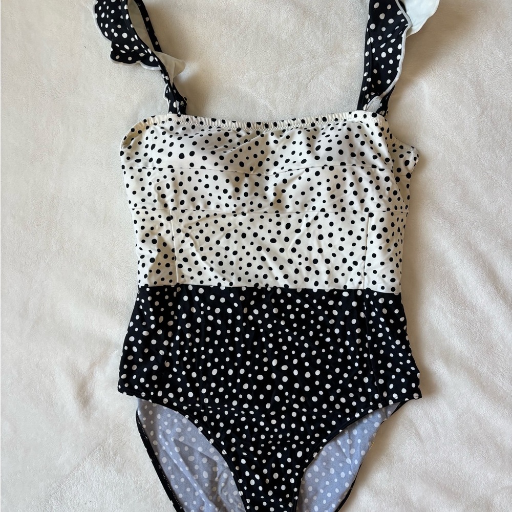 Summersalt Black and White Polka Dot Swimsuit size 6 NWOT